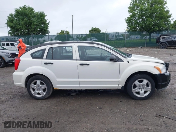 2007 Dodge Caliber SXT z VIN 1B3HB48B57D202346, wystawiony jako IAAI lot #42331290 z przebiegiem 182 814 mil mil oraz . Historia ofert i sprzedaży dostępna na DreamBid. Obrazek 14.