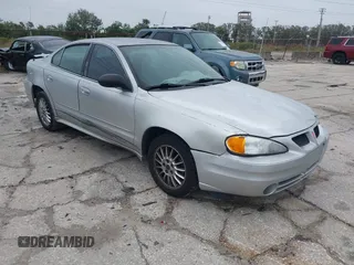 2005 Pontiac Grand Am SE with VIN 1G2NE52F75M255951, listed as a IAAI auction lot 41418328 with 199,700 mi miles. Bid and sale history available at carsss.com. Image 1.