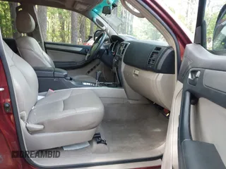 2006 Toyota 4Runner SR5 with VIN JTEZU14R568056547, listed as a IAAI auction lot 42112562 with 170,816 mi miles and . Bid and sale history available at DreamBid. Image 5.