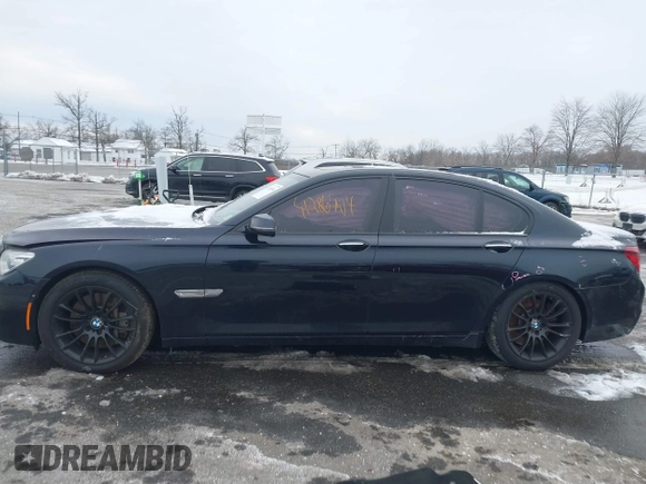 2015 BMW 7 Series 750i xDrive with VIN WBAYB6C54FD225432, listed as a IAAI auction lot 41286904 with 94,139 mi miles. Bid and sale history available at carsss.com. Image 14.