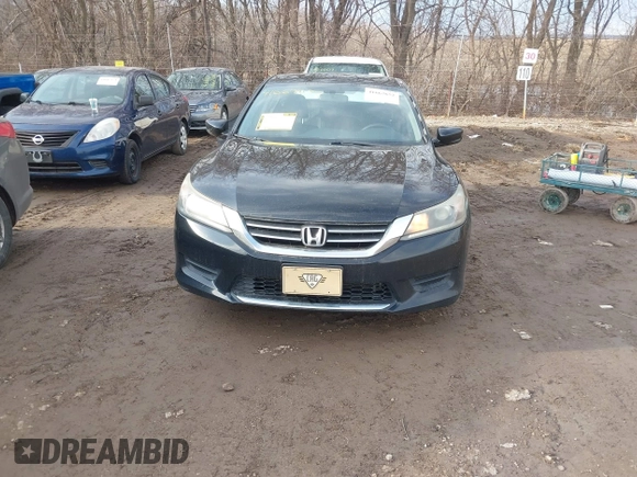 2014 Honda Accord LX z VIN 1HGCR2F34EA114960, wystawiony jako IAAI lot #41667652 z przebiegiem 117 834 mil mil oraz . Historia ofert i sprzedaży dostępna na DreamBid. Obrazek 13.