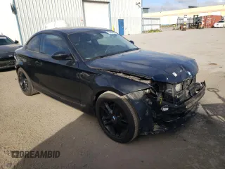 2009 BMW 1 Series 128i with VIN WBAUP73529VK75976, listed as a Copart auction lot 75642404 with 131,653 mi miles and Salvage Title. Bid and sale history available at carsss.com. Image 4.