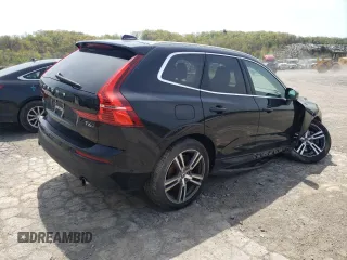 2018 Volvo XC60 Momentum with VIN LYVA22RKXJB074139, listed as a Copart auction lot 49112525 with 70,040 mi miles and Salvage title. Bid and sale history available at DreamBid. Image 3.