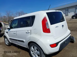 2012 Kia Soul + with VIN KNDJT2A6XC7355229, listed as a IAAI auction lot 41811989 with 111,008 mi miles. Bid and sale history available at carsss.com. Image 3.