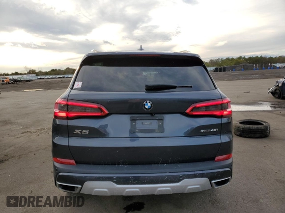 2020 BMW X5 xDrive40i with VIN 5UXCR6C0XLLL75042, listed as a Copart auction lot 70442352 with 31,604 mi miles. Bid and sale history available at carsss.com. Image 6.