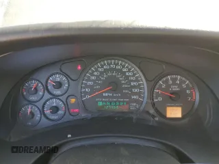 2000 Chevrolet Monte Carlo SS z VIN 2G1WX12K8Y9334927, wystawiony jako Copart lot #76559504 z przebiegiem 127 454 mil mil oraz Szkody całkowita. Historia ofert i sprzedaży dostępna na DreamBid. Obrazek 9.