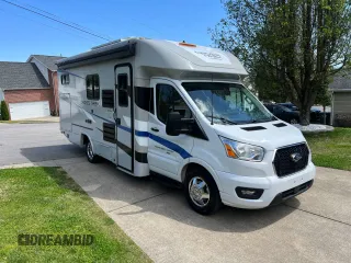 2020 Ford Transit z VIN 1FDWU8PG4LKA26945, wystawiony jako Copart lot #57651985 z przebiegiem 9 378 mil mil oraz Czysty tytuł • Clean title. Historia ofert i sprzedaży dostępna na DreamBid. Obrazek 1.