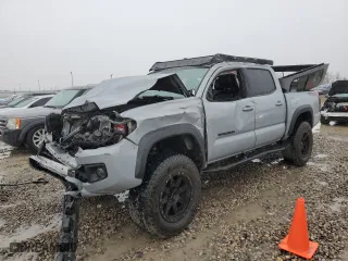 2019 Toyota Tacoma 4WD SR with VIN 3TMCZ5AN0KM222807, listed as a Copart auction lot 80084404 with 71,593 mi miles and Salvage Title. Bid and sale history available at carsss.com. Image 1.