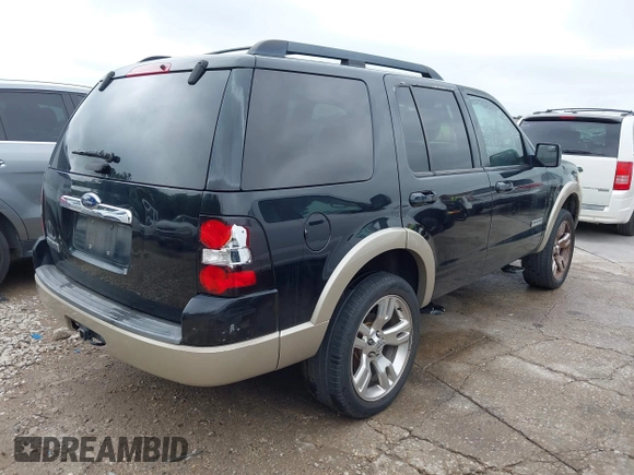 2008 Ford Explorer Eddie Bauer with VIN 1FMEU64E28UA69159, listed as a IAAI auction lot 42122400 with 188,002 mi miles. Bid and sale history available at carsss.com. Image 4.
