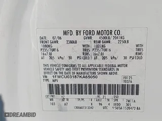 2007 Ford Escape XLT with VIN 1FMCU03187KA65050, listed as a IAAI auction lot 41642057 with 182,599 mi miles. Bid and sale history available at carsss.com. Image 9.