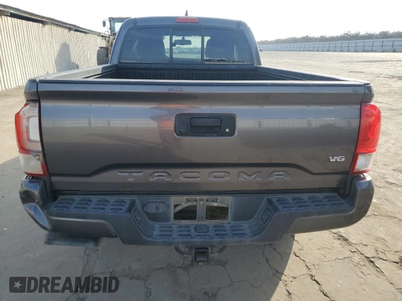 2017 Toyota Tacoma SR5 z VIN 5TFRZ5CN6HX034934, wystawiony jako Copart lot #42181755 z przebiegiem 176 511 mil mil oraz Szkoda całkowita • Salvage title. Historia ofert i sprzedaży dostępna na DreamBid. Obrazek 6.
