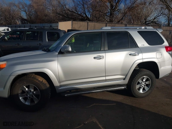 2012 Toyota 4Runner SR5 with VIN JTEBU5JR6C5102512, listed as a IAAI auction lot 41291233 with 164,476 mi miles. Bid and sale history available at carsss.com. Image 13.