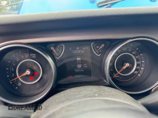 2020 Jeep Gladiator Sport S с VIN 1C6HJTAG9LL169893, выставлен на аукционе Copart как лот 59512605 с пробегом 67 647 миль миль и Чистый • Clean title. История ставок и продаж доступна на DreamBid. Изображение 8.