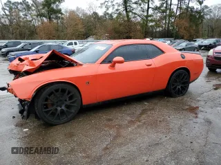 2020 Dodge Challenger R/T Scat Pack 50th Anniversary z VIN 2C3CDZFJ7LH155879, wystawiony jako Copart lot #88822035 z przebiegiem 35 938 mil mil oraz Szkoda całkowita • Salvage title. Historia ofert i sprzedaży dostępna na DreamBid. Obrazek 1.