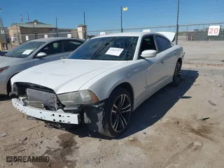 2014 Dodge Charger Police with VIN 2C3CDXAT7EH186677, listed as a IAAI auction lot 41855513 with 147,820 mi miles. Bid and sale history available at carsss.com. Image 17.