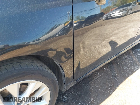 2013 Lexus ES 300h with VIN JTHBW1GG3D2029081, listed as a IAAI auction lot 42278289 with 226,119 mi miles and . Bid and sale history available at DreamBid. Image 18.