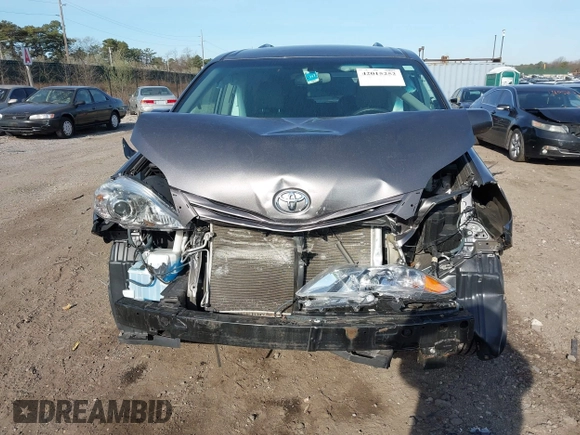 2017 Toyota Sienna LE Auto Access Seat with VIN 5TDKZ3DCXHS888544, listed as a IAAI auction lot 42015252 with 76,378 mi miles. Bid and sale history available at carsss.com. Image 11.