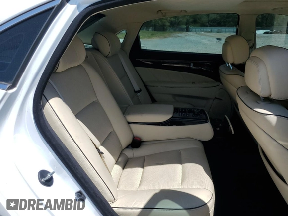 2015 Hyundai Equus Signature with VIN KMHGH4JH3FU099414, listed as a Copart auction lot 53717325 with 133,561 mi miles and Salvage Title. Bid and sale history available at DreamBid. Image 10.