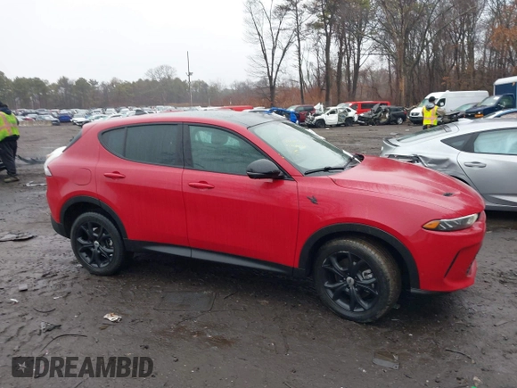 2024 Dodge Hornet GT Plus with VIN ZACNDFBNXR3A20373, listed as a IAAI auction lot 41443542 with 1,388 mi miles and . Bid and sale history available at DreamBid. Image 13.