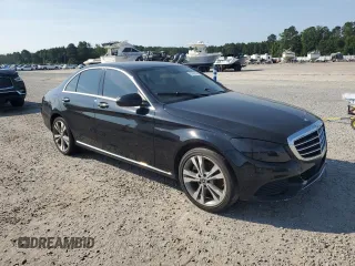 2016 Mercedes-Benz C 300 with VIN 55SWF4JB7GU156174, listed as a Copart auction lot 61956355 with 161,314 mi miles and Clean title. Bid and sale history available at DreamBid. Image 4.