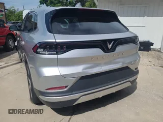 2023 VinFast VF 8 Eco с VIN RLLV1AEB5PH002749, выставлен на аукционе Copart как лот 61365875 с пробегом 5 916 миль миль и Списание • Salvage title. История ставок и продаж доступна на DreamBid. Изображение 3.