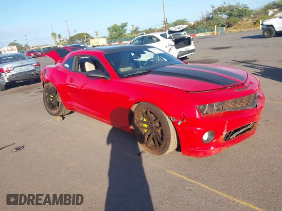 2010 Chevrolet Camaro 2SS z VIN 2G1FK1EJ9A9119483, wystawiony jako IAAI lot #41232292 z przebiegiem 51 403 mil mil oraz . Historia ofert i sprzedaży dostępna na DreamBid. Obrazek 1.
