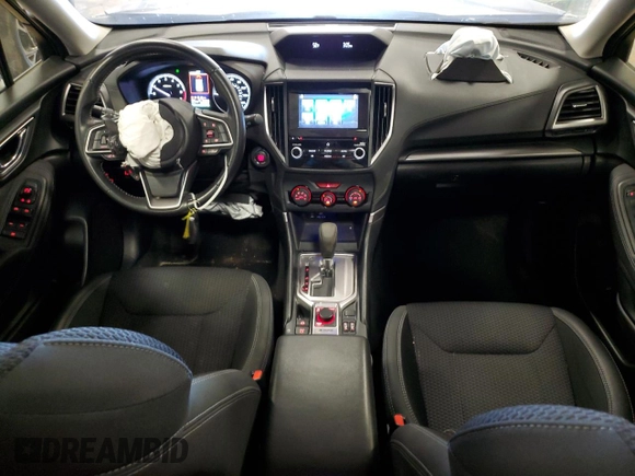 2022 Subaru Forester Premium z VIN JF2SKADC7NH498768, wystawiony jako Copart lot #50500395 z przebiegiem 31 695 mil mil oraz Czysty tytuł • Clean title. Historia ofert i sprzedaży dostępna na DreamBid. Obrazek 8.