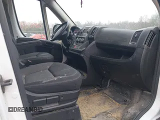 2014 Ram ProMaster Cargo with VIN 3C6TRVAG8EE125507, listed as a IAAI auction lot 42090799 with 183,848 mi miles and . Bid and sale history available at carsss.com. Image 5.