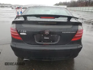 2002 Mercedes-Benz C 230/260/280/320 with VIN WDBRN47J32A299381, listed as a Copart auction lot 84568814 with 189,384 mi miles and Clean Title. Bid and sale history available at DreamBid. Image 6.