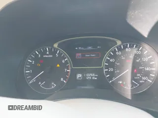 2013 Nissan Pathfinder S with VIN 5N1AR2MM9DC671220, listed as a IAAI auction lot 41419316 with 110,266 mi miles. Bid and sale history available at carsss.com. Image 7.