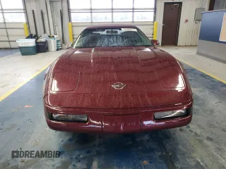 1993 Chevrolet Corvette z VIN 1G1YY33P1P5104685, wystawiony jako Copart lot #84060874 z przebiegiem 44 999 mil mil oraz Czysty tytuł • Clean title. Historia ofert i sprzedaży dostępna na DreamBid. Obrazek 5.
