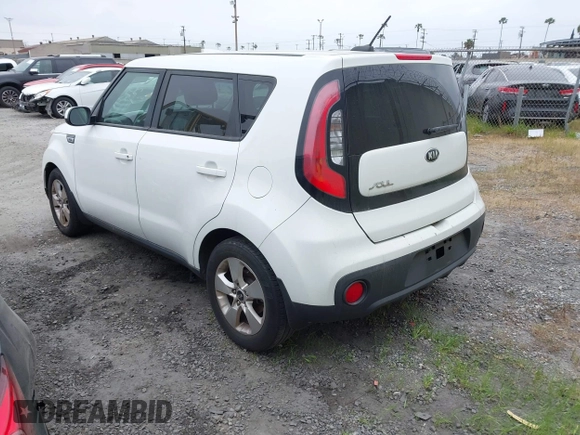 2017 Kia Soul with VIN KNDJN2A26H7447761, listed as a IAAI auction lot 41258586 with 1 mi miles. Bid and sale history available at carsss.com. Image 3.