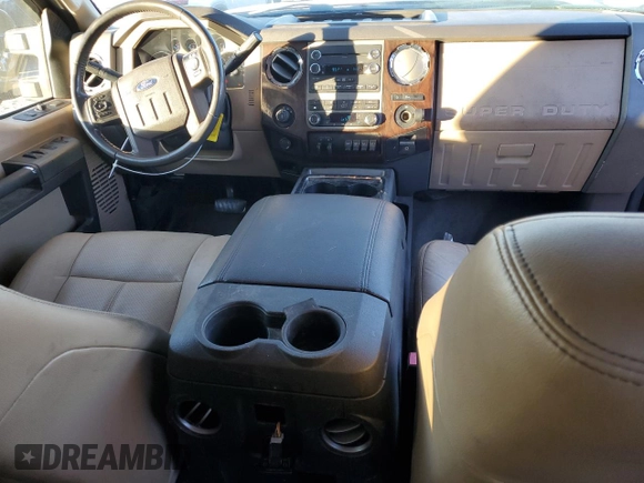 2012 Ford F-250 XL z VIN 1FT7W2BT6CEC53475, wystawiony jako Copart lot #82452394 z przebiegiem 231 161 mil mil oraz Szkoda całkowita • Salvage title. Historia ofert i sprzedaży dostępna na DreamBid. Obrazek 8.