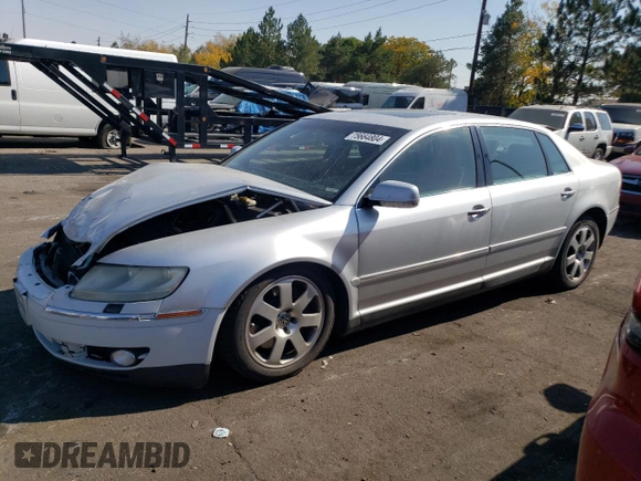2004 Volkswagen Phaeton V8 z VIN WVWAF63D348008461, wystawiony jako Copart lot #75664804 z przebiegiem 207 769 mil mil oraz Szkoda całkowita • Salvage title. Historia ofert i sprzedaży dostępna na DreamBid. Obrazek 1.