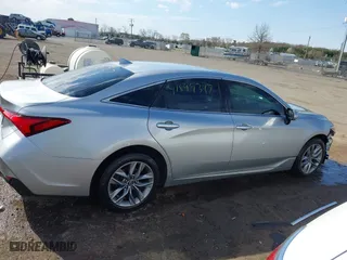 2019 Toyota Avalon XLE with VIN 4T1BZ1FB0KU031057, listed as a IAAI auction lot 41899397 with 108,454 mi miles. Bid and sale history available at carsss.com. Image 14.