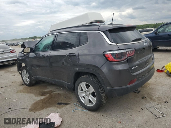 2022 Jeep Compass Latitude with VIN 3C4NJDBB2NT124371, listed as a Copart auction lot 55983855 with Not provided miles and Salvage title. Bid and sale history available at DreamBid. Image 2.