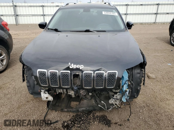 2019 Jeep Cherokee Latitude z VIN 1C4PJLCB9KD269779, wystawiony jako Copart lot #53044105 z przebiegiem 133 845 mil mil oraz Szkoda całkowita • Salvage title. Historia ofert i sprzedaży dostępna na DreamBid. Obrazek 5.