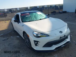 2017 Toyota 86 z VIN JF1ZNAA1XH8707535, wystawiony jako IAAI lot #41969546 z przebiegiem 85 468 mil mil oraz . Historia ofert i sprzedaży dostępna na DreamBid. Obrazek 1.