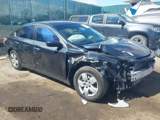 2015 Nissan Altima SV with VIN 1N4AL3AP0FC169246, listed as a IAAI auction lot 41959670 with 138,865 mi miles and . Bid and sale history available at carsss.com. Image 1.