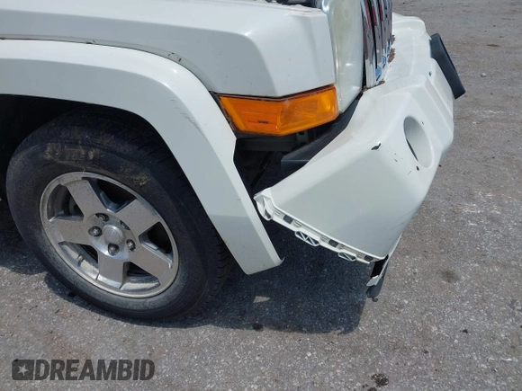 2009 Jeep Commander Sport with VIN 1J8HH48K89C550446, listed as a IAAI auction lot 42505106 with 124,299 mi miles and . Bid and sale history available at DreamBid. Image 6.