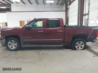 2014 Chevrolet Silverado 1500 LT with VIN 3GCUKREC0EG370483, listed as a IAAI auction lot 41351731 with 70,986 mi miles. Bid and sale history available at carsss.com. Image 6.