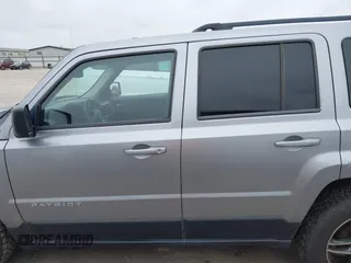 2015 Jeep Patriot Sport with VIN 1C4NJPBB3FD428835, listed as a IAAI auction lot 41637485 with 139,866 mi miles. Bid and sale history available at carsss.com. Image 14.
