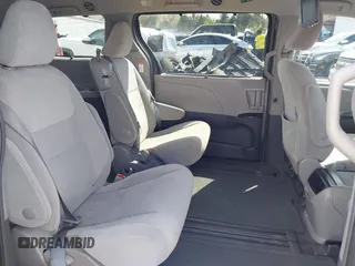 2015 Toyota Sienna LE AAS with VIN 5TDKK3DC5FS575077, listed as a IAAI auction lot 41941483 with 134,265 mi miles. Bid and sale history available at carsss.com. Image 8.