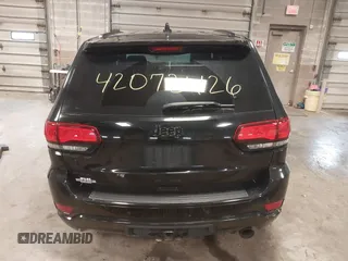 2018 Jeep Grand Cherokee Laredo E with VIN 1C4RJFAG4JC298393, listed as a IAAI auction lot 42073426 with 145,386 mi miles. Bid and sale history available at carsss.com. Image 15.