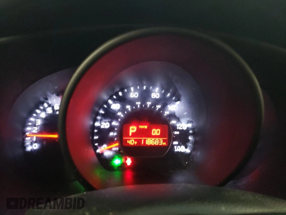2014 Kia Soul with VIN KNDJN2A21E7044542, listed as a Copart auction lot 88684775 with 118,683 mi miles and Salvage Title. Bid and sale history available at carsss.com. Image 9.