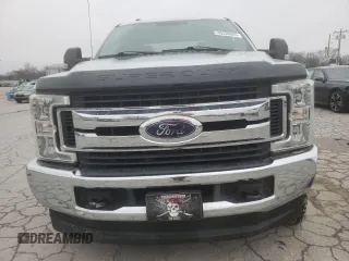 2018 Ford Super Duty F-250 SRW XL with VIN 1FT7W2B62JEB39366, listed as a Copart auction lot 45338955 with 161,626 mi miles and Clean Title. Bid and sale history available at carsss.com. Image 5.