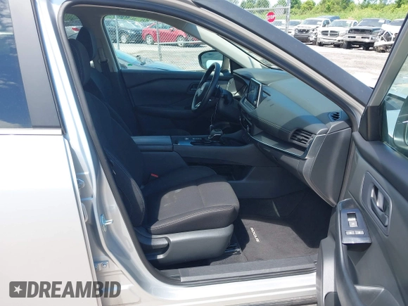 2024 Nissan Rogue S with VIN 5N1BT3AA8RC711137, listed as a IAAI auction lot 42592925 with 32,641 mi miles and . Bid and sale history available at DreamBid. Image 5.