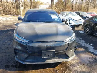 2023 Ford Mustang Mach-E GT z VIN 3FMTK4SX5PMA24192, wystawiony jako IAAI lot #41431780 z przebiegiem 10 394 mil mil oraz . Historia ofert i sprzedaży dostępna na DreamBid. Obrazek 12.