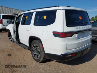 2024 Jeep Wagoneer Series II with VIN 1C4SJUBP1RS120186, listed as a IAAI auction lot 42604150 with Not provided miles and . Bid and sale history available at DreamBid. Image 3.