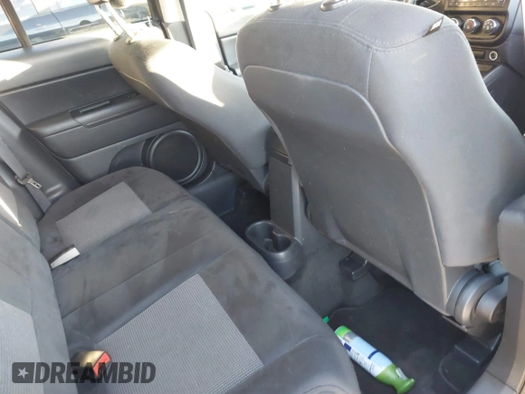 2012 Jeep Compass Sport with VIN 1C4NJCBA8CD635118, listed as a IAAI auction lot 41767917 with 162,054 mi miles. Bid and sale history available at carsss.com. Image 8.